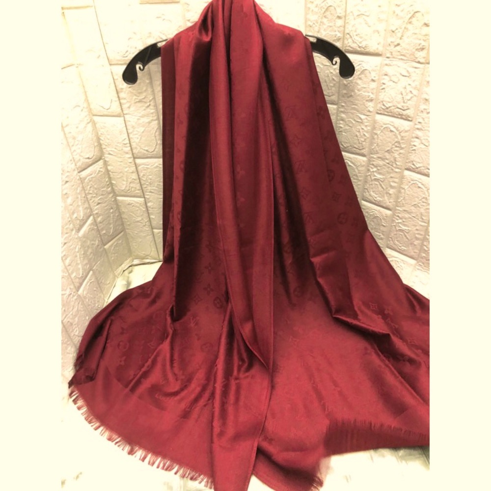 L V Châle Monogram Cashmere Silk Blend Stole Shawl Scarf in Monochromatic Colors - Picture 5 of 14